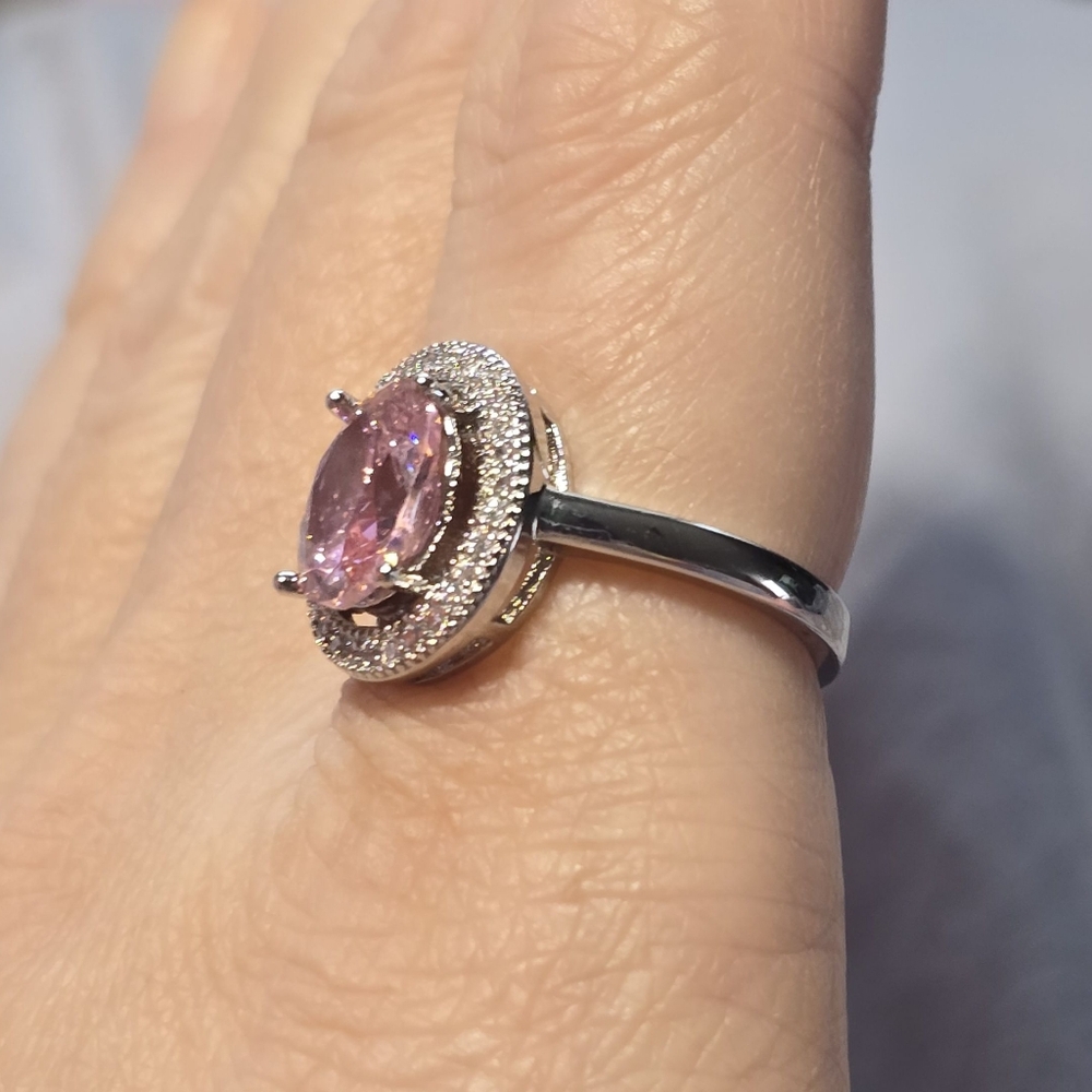 Elegant Pink Gemstone Silver Ring - Picture 2 of 4